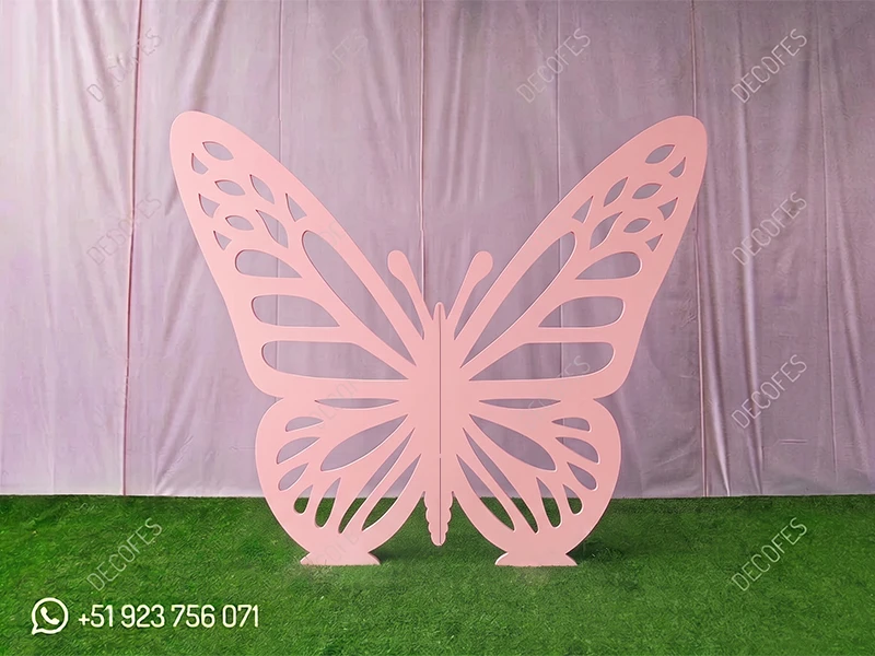 Silueta Modelo Mariposa